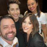 Bia Arantes Instagram - Tá passada? Depois de muitos anos a tia voltou pro tom natural!! ✨ Obrigada meu amigo @cristhofergloe e sua equipe maravilhosa e obrigada meu queridíssimo @ronneybueno pela make deslumbrante! Boas festas, gente linda! ♥️ Casa Florah
