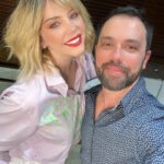 Bia Arantes Instagram - ✨ loirah retocadah! ✨ Tudo pela minha Ana Rosa! Obrigada, amigo @cristhofergloe ♥️ Casa Florah