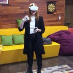 Bia Arantes Instagram – Gente eu tô mto futurística! Hahaha! 
Ontem estive numa exposição LINDA do @susanocorreia a convite da @xepa.world . Nos vídeos vcs podem ver um pouco de como foi a experiência! 
E se vc também quiser fazer parte, ainda restam vagas pra visitas e vale mto a pena! 

Para saberem mais, entrem no insta da @xepa.world e lá tem mais detalhes de como conseguir o ingresso e como se aventurar pelo metaverso. 

Obrigada meu amigo gênio @gibranst , ao @_gabrielsaito e @jonas_davanco ✨ e obrigada ao fantástico @susanocorreia que sempre fui fã e tive a honra enorme de conhecer. ♥️