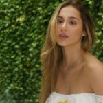 Bia Torres Instagram - too much 🌻🐝✨🪐👼🏻