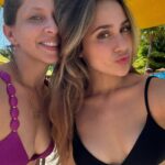 Bia Torres Instagram - Minha mãe é a Tia Gabi 💙 Minha força, meu refúgio, minha maior inspiração. Quero mudar o mundo como você. Você me ensinou a sonhar e mais que isso, a correr atrás dos meus sonhos, como você fez. E agora, na minha vez, sou grata por poder dizer que fazemos juntas, eu por você e você por mim. Obrigada pela nossa parceria. Obrigada por acreditar em mim. Te amo além da vida. Mais do que ontem e menos que amanhã. Por tudo e apesar de tudo. Sempre. Feliz dia das mães ✨