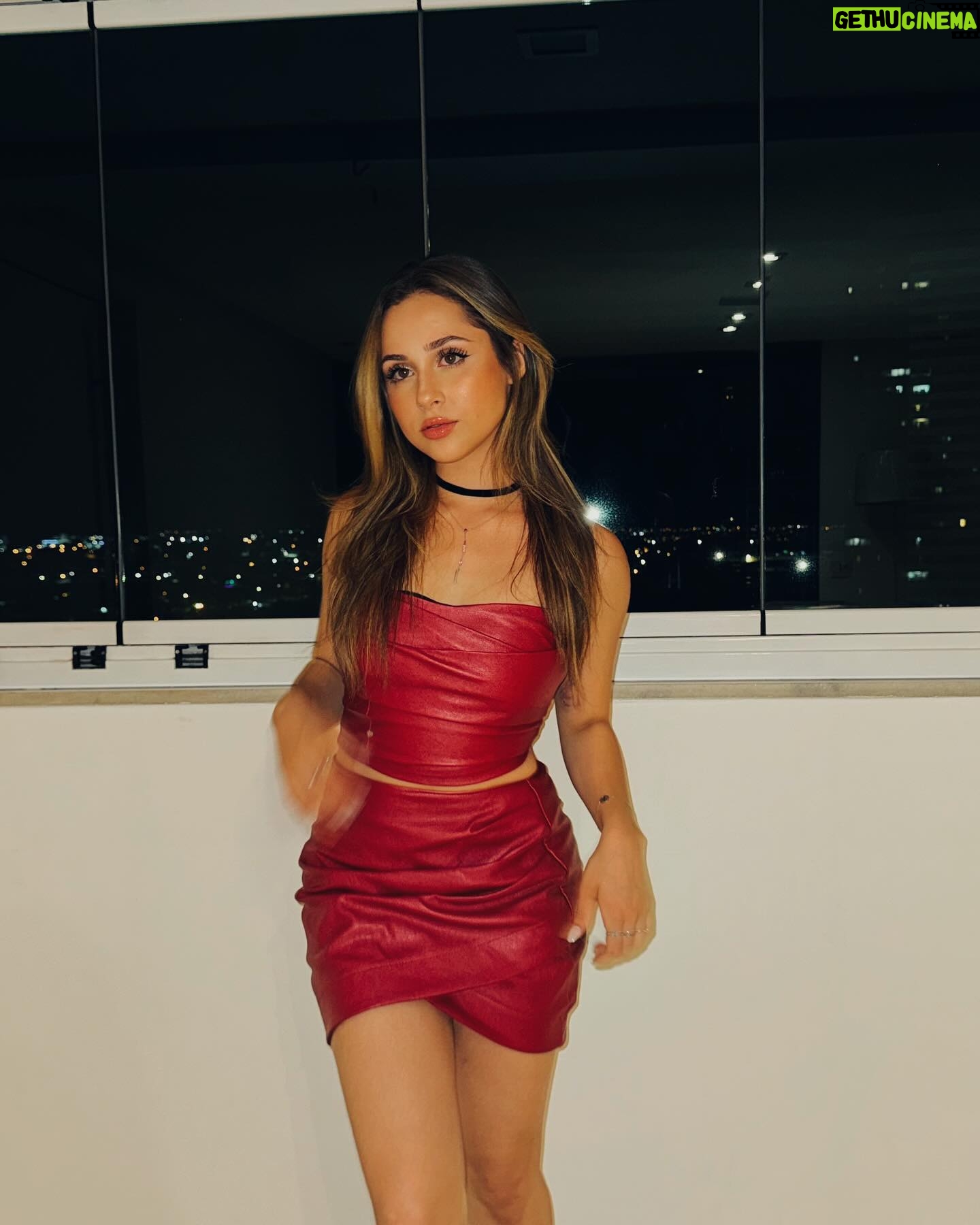 Bia Torres Instagram - 💋 recalling things we never did 💋