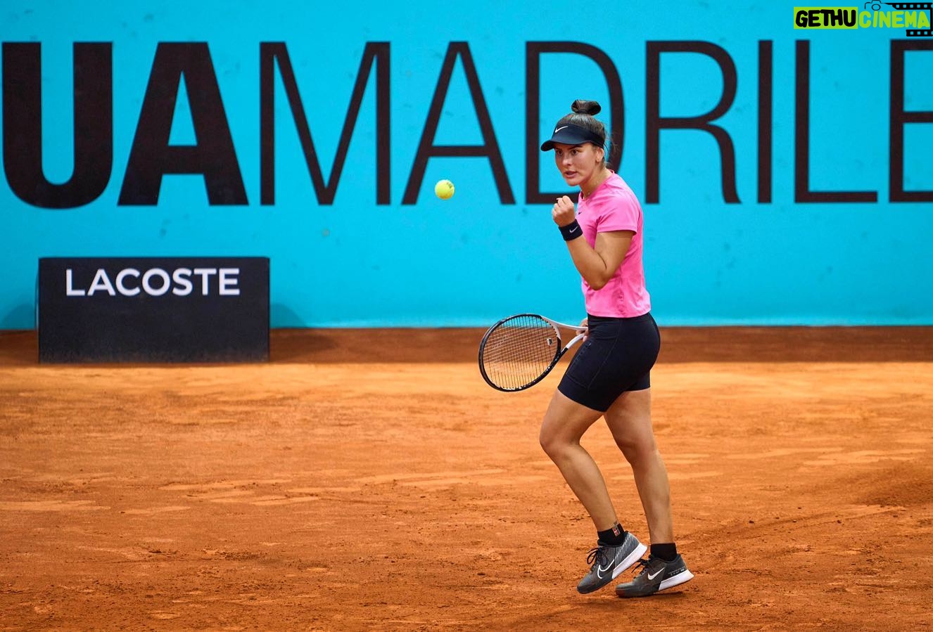 Bianca Andreescu Instagram - What a blessing to be able to be back competing so soon. 2 days ago was even a question mark but played almost 3 hours on court and ankle held up. Pizza and pasta town next!! Onwards and upwards 😁