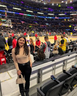 Bianca Andreescu Instagram - Quick trip down to beautiful California😍
Thank you @bnpparibasopen for having me. I’ll be back soon💪🏼