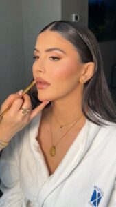 Bianca Andreescu Instagram - A day in the life glamming the beautiful @Biancaandreescu_ for the All Star Game ✨ Makeup by me Hair by: @muaveemakeupstudio_meljackie @iammelaniejackie #dayinthelife #canadianmakeupartist #destinationmakeupartist #torontomakeupartist #celebritymakeupartist #allstargame #softglam #makeupreels #makeuptutorials