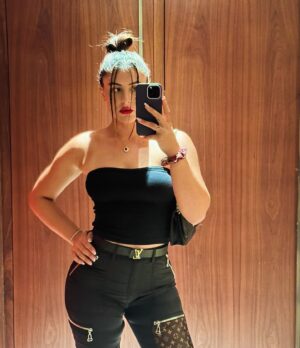 Bianca Andreescu Instagram - where my 🐉 at?! #dragonyear