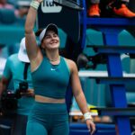 Bianca Andreescu Instagram - I never thought I’d be where I am today at the beginning of the year. I had goals for my career and personal life that just didn’t go the way I thought. It was very saddening at first - thinking I’ve let myself and many others down once again, but like that one person once said… that’s life. This year took so many turns. I’ve never felt so hurt. I’ve also never felt so happy. But the one thing that always keeps me going is continuously learning and the saying “everything happens for a reason”. So to end this year I want to share with you the moments where I’ve felt the most joy, sadness, and contentment. Along with a little list (that could fit in the frame lol) of things I’ve been practicing and things that just need to be said. Enjoy :)