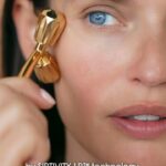 Bianca Balti Instagram – It’s been a month since my trip to Costa Rica with Estée Lauder and since I’ve been using the Re-Nutriv products morning and night.
This fashion week I felt so confident in my skin that I’ve rocked the natural makeup look over and over.
I’ve seen an improvement in the fine lines around my eyes, my skin is more even-toned and an all-around smoother skin texture.
#SkinLongevity #ReNutriv #VisibleAgeReversal #AD @esteelauder