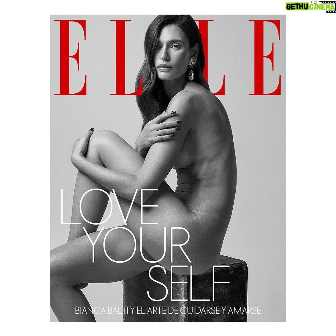 Bianca Balti Instagram - LOVE YOUR SELF! You’re not really loving life until you can love yourself ❤️ Thanks @elle_spain for this empowering cover! Fotógrafo: @rociorramos Realización: @barbaragarralda Maquillaje: @bianca__marzocchi Peluquería: @vickymarcosg para Sebastián profesional Manicura: @lucerohurtadonails Entrevista: @saiz_claudia