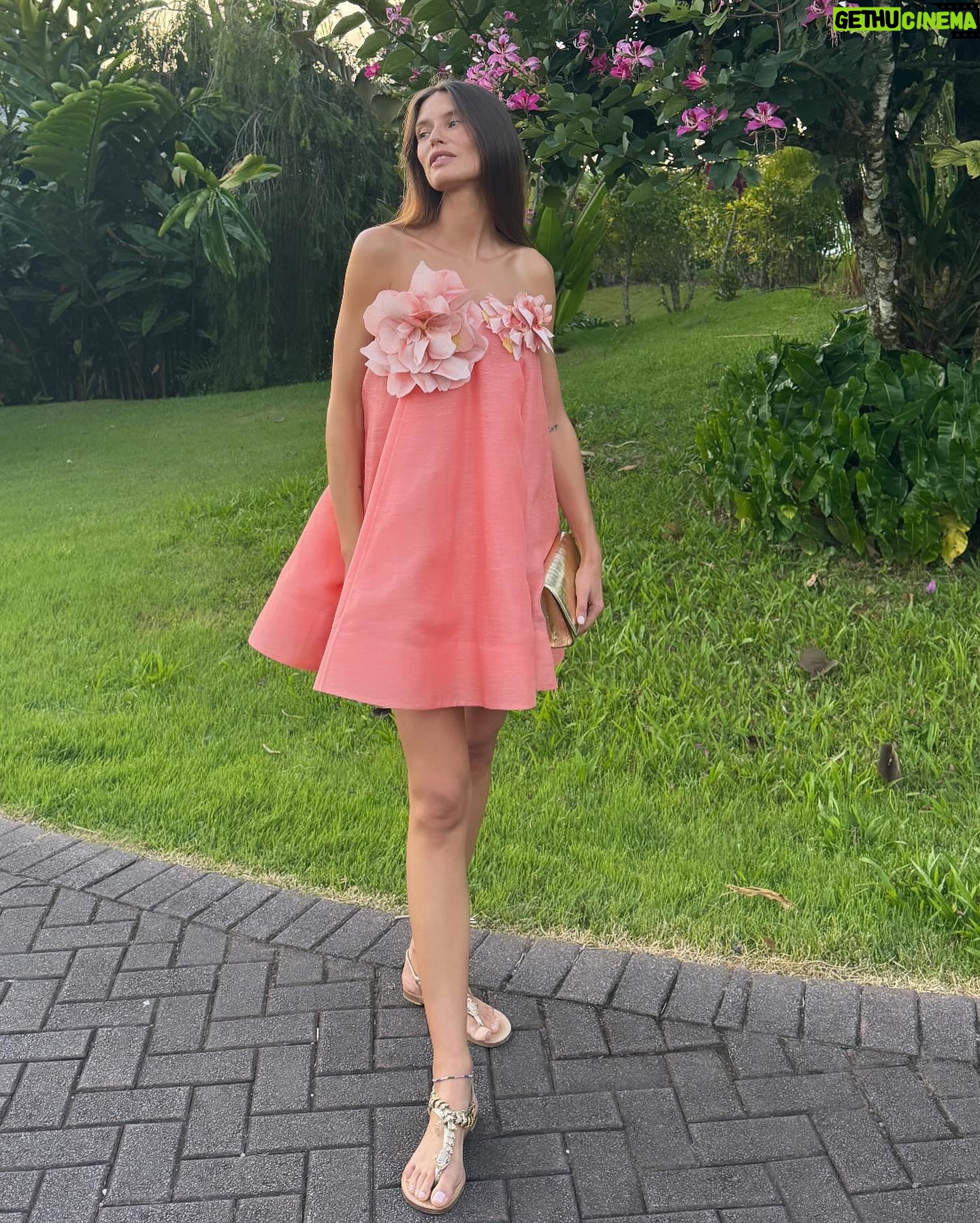 Bianca Balti Instagram - You’re looking at one of the luckiest girls in the world 🌺 #grateful