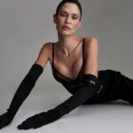 Bianca Balti Instagram - LOVE YOUR SELF! Love is action, not words. When I chose to undergo a double mastectomy last year to substantially reduce my risk of contracting breast cancer, I felt empowered by this act of self love. Whenever I make time for my health, whether physical or mental, whether in the small daily actions or during the hardships of life, I’m giving true meaning to my existence. I used to think that making time for myself was selfish, but I came to realize that without taking care of me I can’t take care of nobody else; and as a parent I don’t have that luxury. It’s the new year, girls, it’s the time for new resolutions. Let’s invest in ourselves. Let’s give ourselves time, space, boundaries, and ultimately some love! Fotógrafo: @rociorramos Realización: @barbaragarralda Maquillaje: @bianca__marzocchi Peluquería: @vickymarcosg para Sebastián profesional Manicura: @lucerohurtadonails Entrevista: @saiz_claudia