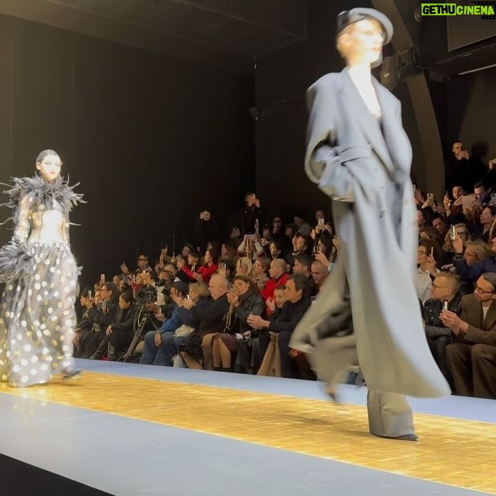 Bianca Balti Instagram - Milan Fashion Week day 4 recap ✨ and now off to Paris!