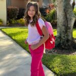 Bianca Castanho Instagram - First Day of Middle School! E o tempo voa mesmo!!! 😱🥹💗 Mais um ano letivo começando por aqui… E que essa nova fase escolar seja recheada de felicidade, bons amigos e muito aprendizado! 🥰🎒✏️📚❤️ #6thgrade #middleschool #backtoschool