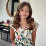 Bianca Castanho Instagram - My princess 🫶🏻💖 #picturedayatschool #pictureday