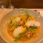 Bianca Castanho Instagram - Jantar maravilhoso, lugar lindo e atendimento impecável, tornando a nossa viagem entre amigas ainda mais especial! @cantellicucina 👏🏻😍🔝😋🥂