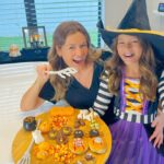 Bianca Castanho Instagram – Fizemos uma tábua divertida com uns lanchinhos temáticos de Halloween para inspirar vocês a fazerem em casa com as crianças também!!! 🥰🎃🧛🏻‍♀️🧙🏻‍♀️👀👻 Vou salvar o passo a passo nos destaques! #halloween