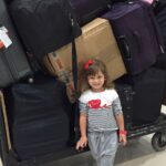 Bianca Castanho Instagram - Há 8 anos vivendo as delícias e as dores de ser um imigrante. E todo dia 13 de janeiro eu fico muito emocionada relembrando tudo o que vivemos até aqui 🥹 Não é nada fácil recomeçar em um novo país… principalmente no início. E até hoje é assim, muitos momentos maravilhosos, outros mais difíceis (principalmente a saudade🥲)… Mas como tudo na vida… perdemos por um lado, mas ganhamos por outro. Sinto muito orgulho da nossa trajetória, de cada desafio superado… e de ver o quanto crescemos e nos fortalecemos. E muito feliz por todas as oportunidades e experiências novas que vivemos e ainda vamos viver por aqui! 🙏🏼❤️🇺🇸 #vidanoseua #brasileirosnoseua