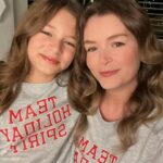Bianca Castanho Instagram - Team Holiday Spirit ❤️🥰❤️ #happyholidays