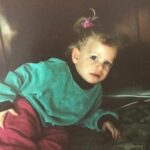 Bige Önal Instagram - Her geçen sene farkındalığımın artmasına şükrederek, Hayatta başıma gelen her şeye; bugün olduğum kişi olmamı sağlayan olaylara, insanlara, hikayelere teşekkürler ederek buraya kadar geldim😊 Bugün bu kadar huzurlu ve kendimdeysem hep yaşadıklarım sayesinde. Bu sene, hatta doğumgünüme günler kala farkettim ki; vicdanım rahat. İnsanın kendine verdiği hediye bundan daha ne kadar güzel olabilir diye düşündüm sonra da✨ Herkes kendi gibi insanlarla karşılaşsın. Kalbi iyilik taşanlar hep iyilik görsün. Bari aradığımız adaleti böyle bulalım 🙃 Hepimize sağlıklı, huzurlu, mutlu, adaletli olduğumuz, vicdanlı olduğumuz bir yıl dilerim. Şunu da eklemeden geçmeyeyim; Uzaylılar her zaman uzaylı kalacak🪐🤓 (Yapılan kolajların, videoların hepsini gördüm. Her sene bunkadar değerli hissettirdiğiniz için teşekkür ederim😍)