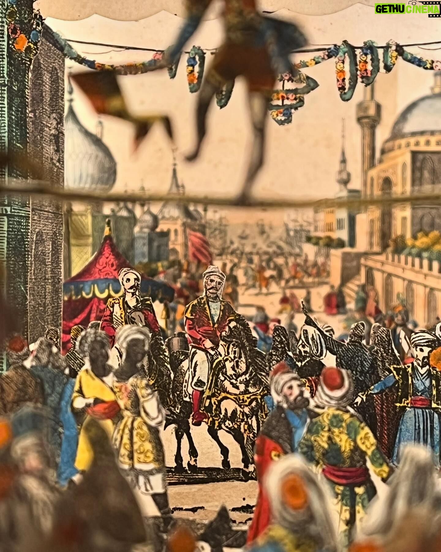 Bige Önal Instagram - 1. İstanbul’u izliyorum- gözlerim açıktı sanırım 2. Aklım hep yiyip içemediklerimde 3. Konsül toplandı 4. Sosisli kral 5. Zamane İstanbul’u 6. 27 numero 7. Bazı armutlar kaymak sever 8. Hikayede kalmasın.com