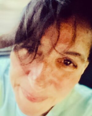 Binnur Kaya Instagram - Ne güzel davet...Ne güzel buluşma...Harika ekip...Bin teşekkür...🤍🤍
Uğurlu olsun...🤍

@yalicapkiniresmi 
@ogm.pictures