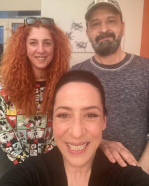 Binnur Kaya Instagram - Saçım Özkan Beye makyajım Figen Hanıma emanet... İşlerine sevgilerini katan ekip arkadaşlarım ... Ellerinize sağlık♥️🧿