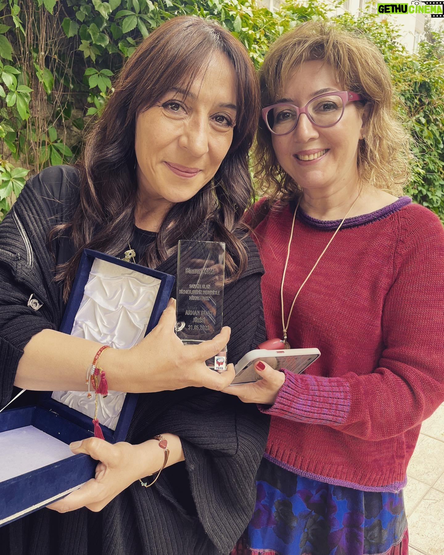 Binnur Kaya - 36.3K Likes - Ankara yine hediyelerle uğurladı beni...Teşekkür ederim...🙏🩵
tsyd
@odtugvo
@ilayturann
@ilknurkayaturan
@turanque