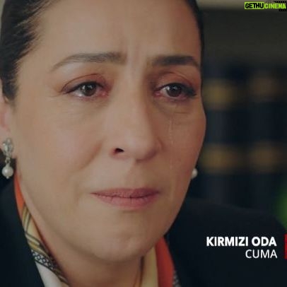 Binnur Kaya Instagram - #KırmızıOda yeni bölümüyle cuma akşamı @tv8 de. 💙💙🧿🧿