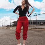 Blair Fowler Instagram – The bigger the hoops…
