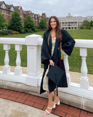 Blair Fowler Instagram - 2 years and 10 months after I started my adventure at the O’More College of Architecture and Design at Belmont University, I graduated summa cum laude with the class of 2022. It’s never too late to go back to school. It’s never too late to change your career path, your goals, ambitions or dreams. #ididit