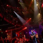 Blake Shelton Instagram - HELL YEAH @olered VEGAS!!!! Let's keep the party going tonight!!!!!!