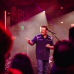 Blake Shelton Instagram - HELL YEAH @olered VEGAS!!!! Let's keep the party going tonight!!!!!!