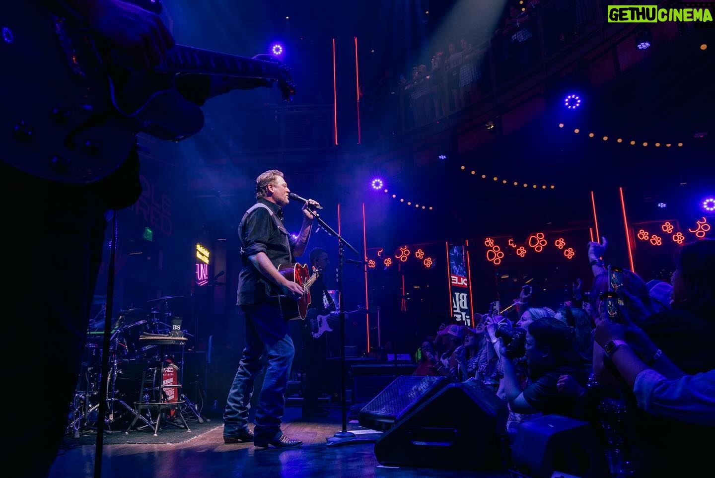 Blake Shelton Instagram - Ole Red Las Vegas Grand Opening Night 2 ✅ It's official!!!! Thank y'all for coming out and showing some love to the newest member of the @olered family these past couple days.. Vegas get your asses down to @olered if you haven't already!!!!!