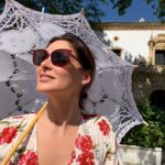 Blanca Soto Instagram - ✧𝚂𝙴𝚅𝙸𝙻𝙻𝙰✧ España 🇪🇸 #tbt #ntpe #teamsoto #besazos 😘😘😘😘😘😘😘😘😘😘😘#throwbackthursday