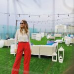 Blanca Soto Instagram - Viva México 🇲🇽!! Promoción #NTPE !!! Loving every minute 🙆🏼‍♀ #rooftop Cloudy with a chance of ☀ #happiness #teamsoto #infinito #besazos #mondaymotivation #instamood #telemundoseriesexclusivas