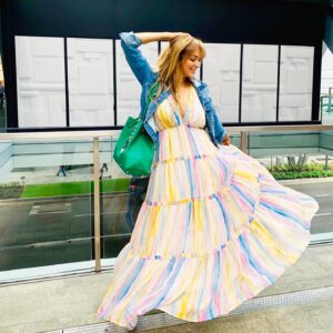 Blanca Soto Instagram - Hermoso día !! #gratitud 🙏🏻 #teamsoto #infinito #letsdance #Mondaymotivation #Besazos 💋💋💋 GRACIAS por mi nuevo look @crisrovere 🙌🏻 #Laborday