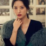 Bona Instagram - @harpersbazaarkorea @emporioarmani #EAjewellery ✨