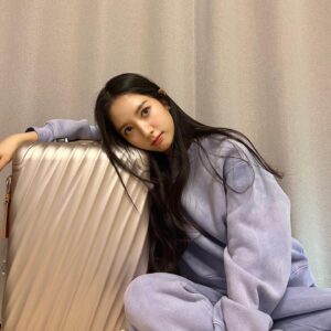 Bona Instagram - 요즘 내 출장 메이트🧳🤍

#AD #TUMI #TUMIKR #TUMI19D
@tumitravel