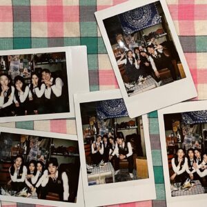 Bona Instagram - 웃을 일이 너무나도 많았던 2022
너무나 감사하고 행복하게 보냈어요!
2023년도 모두들 건강하고, 웃을 일만 가득하길!
새해 복 많이 받으세요🙇‍♀️🤍

안녕 2022! 그리고 안녕 2023☁️🤍