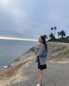 Bona Instagram - Happy birthday in LA🎂🤍