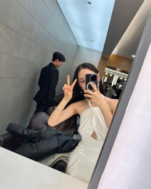 Bona Instagram - 우린 내년 MBC <조선변호사> 에서 만나요🤍