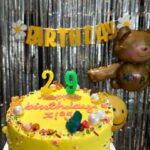 Bona Instagram - 길었던 하루 만큼 축하 잔뜩 받은 생일🎂 축하해주신 모든 분들 너무 감사합니다! 제가 더 잘할게요💛