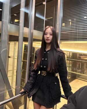 Bona Instagram - 감쟈합니당..🖤