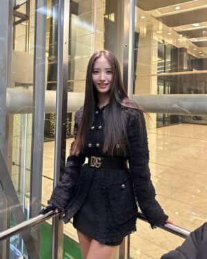 Bona Instagram - 감쟈합니당..🖤