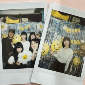 Bona Instagram - 길었던 하루 만큼 축하 잔뜩 받은 생일🎂
축하해주신 모든 분들 너무 감사합니다!
제가 더 잘할게요💛