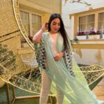 Boussy Instagram - 🧚🏻🧚🏻🌙
