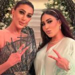 Boussy Instagram - الف مليون مبرووووووك ياروح قلبي يااحلي خالة عريس في الدنيا كلها @ghadaabdelrazek 🤵🏻👰🏻‍♀️❤️❤️❤️