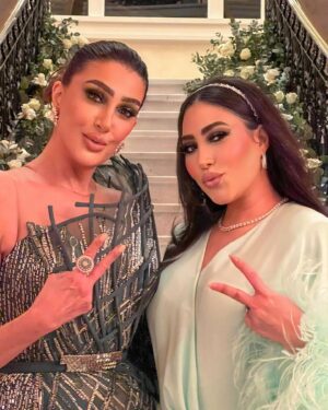 Boussy Instagram - الف مليون مبرووووووك ياروح قلبي يااحلي خالة عريس في الدنيا كلها @ghadaabdelrazek 🤵🏻👰🏻‍♀️❤️❤️❤️