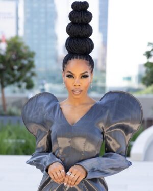 Brandee Evans Instagram - Today was magical!!! Thank you so so much for having me host your second annual @naacpimageawards fashion show. 

Photographer @kellybalch 

Stylist @mickeyboooom 

Hair @stylesbydavonte
(I drew a bootleg pic and he created magic. See last slide) 

Makeup @hotlikefirre 

Dress @annakikiofficial 

Shoes @gedebe 

Jewelry @shopmiraco

#Braids #NaturalHair #naacpimageawards #Naacp