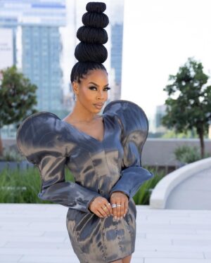 Brandee Evans Instagram - Today was magical!!! Thank you so so much for having me host your second annual @naacpimageawards fashion show. 

Photographer @kellybalch 

Stylist @mickeyboooom 

Hair @stylesbydavonte
(I drew a bootleg pic and he created magic. See last slide) 

Makeup @hotlikefirre 

Dress @annakikiofficial 

Shoes @gedebe 

Jewelry @shopmiraco

#Braids #NaturalHair #naacpimageawards #Naacp